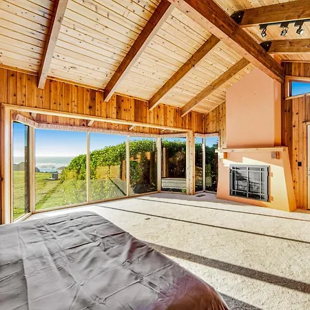 Oceanfront Casa-3