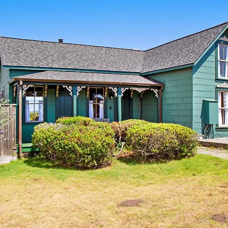 Spectacular Mendocino Home- Sea View Sauna Lofts-2